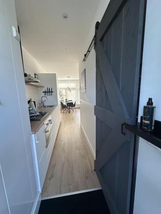 Apartment De Schelp 71, Free Parking Zandvoort
